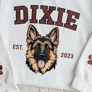 Pet Embroidered Sweatshirt Using Photo, Custom Dog Sweater, Embroidered Cat Crewneck gift for Pet Owner, Dog mom Gift for Cat Lover